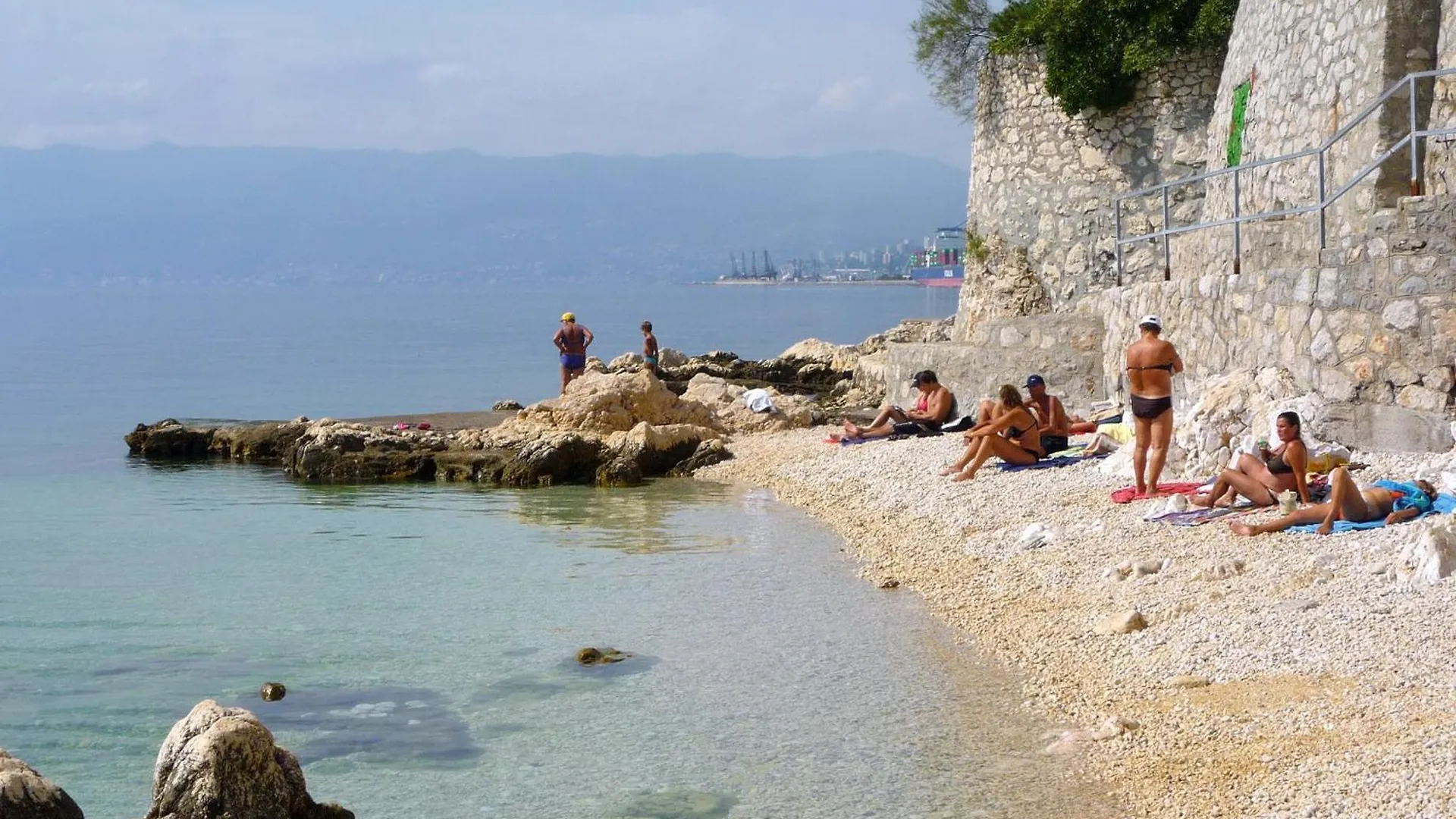 Apartments With Wifi Rijeka - 24397 Croatia